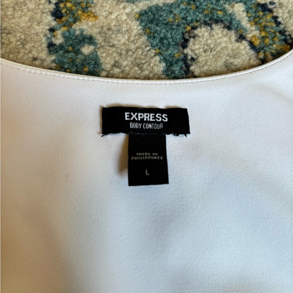 Express BodyContour Bodysuit - Picture 2 of 3